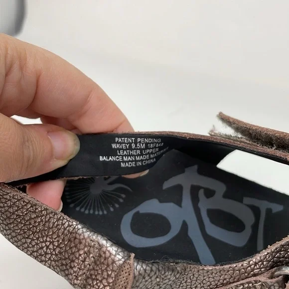 OTBT Sandals Platform Wedges Black Metallic Pewter Silver Size 9.5 Wavey - Picture 10 of 11